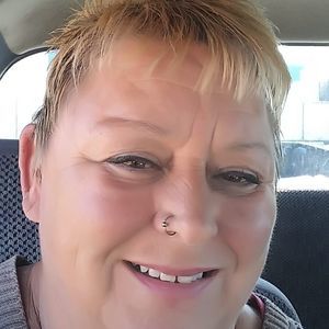 Meet your Posher, Della